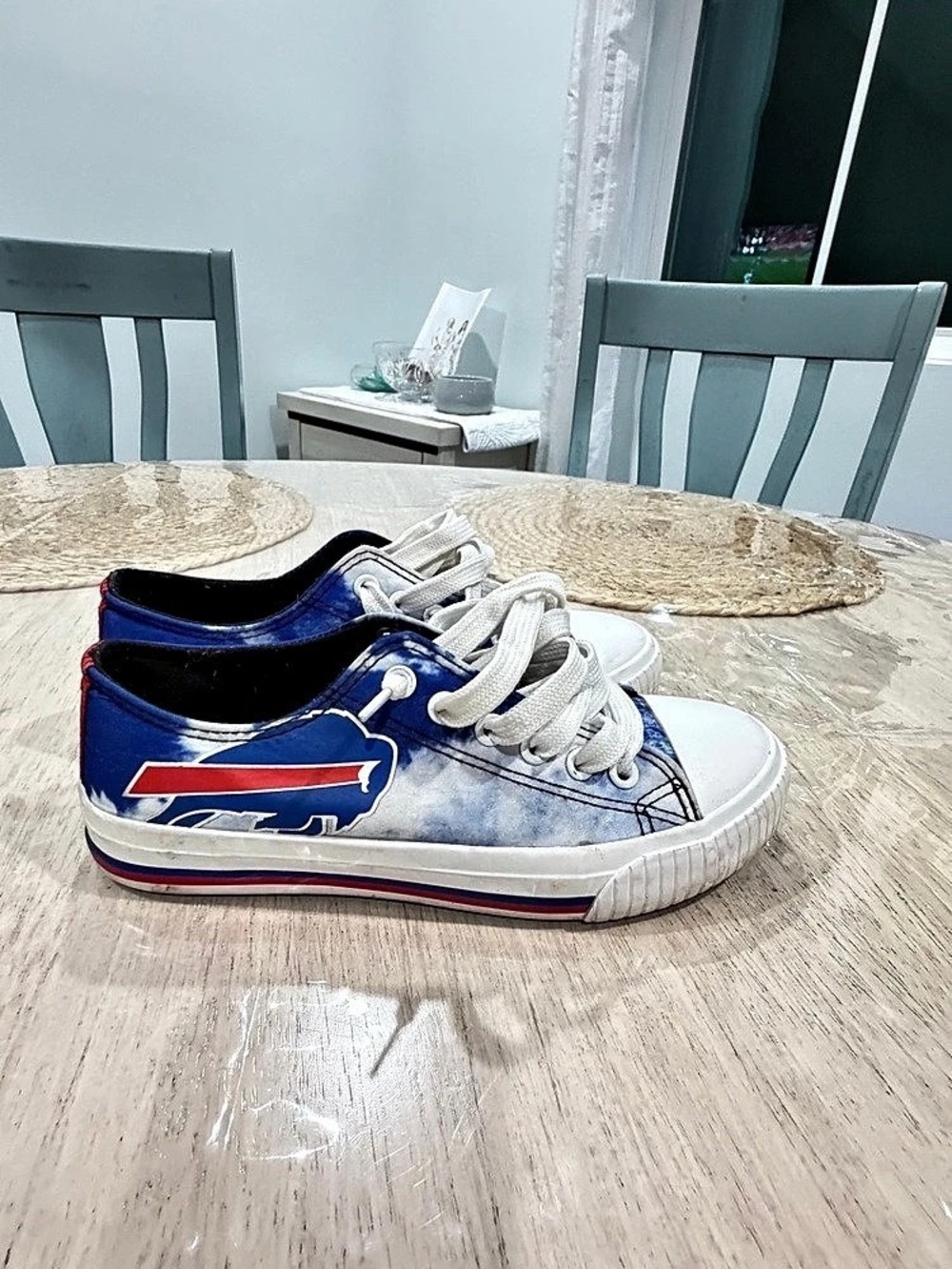 TOMS Women's Buffalo Bills Sneakers US 6